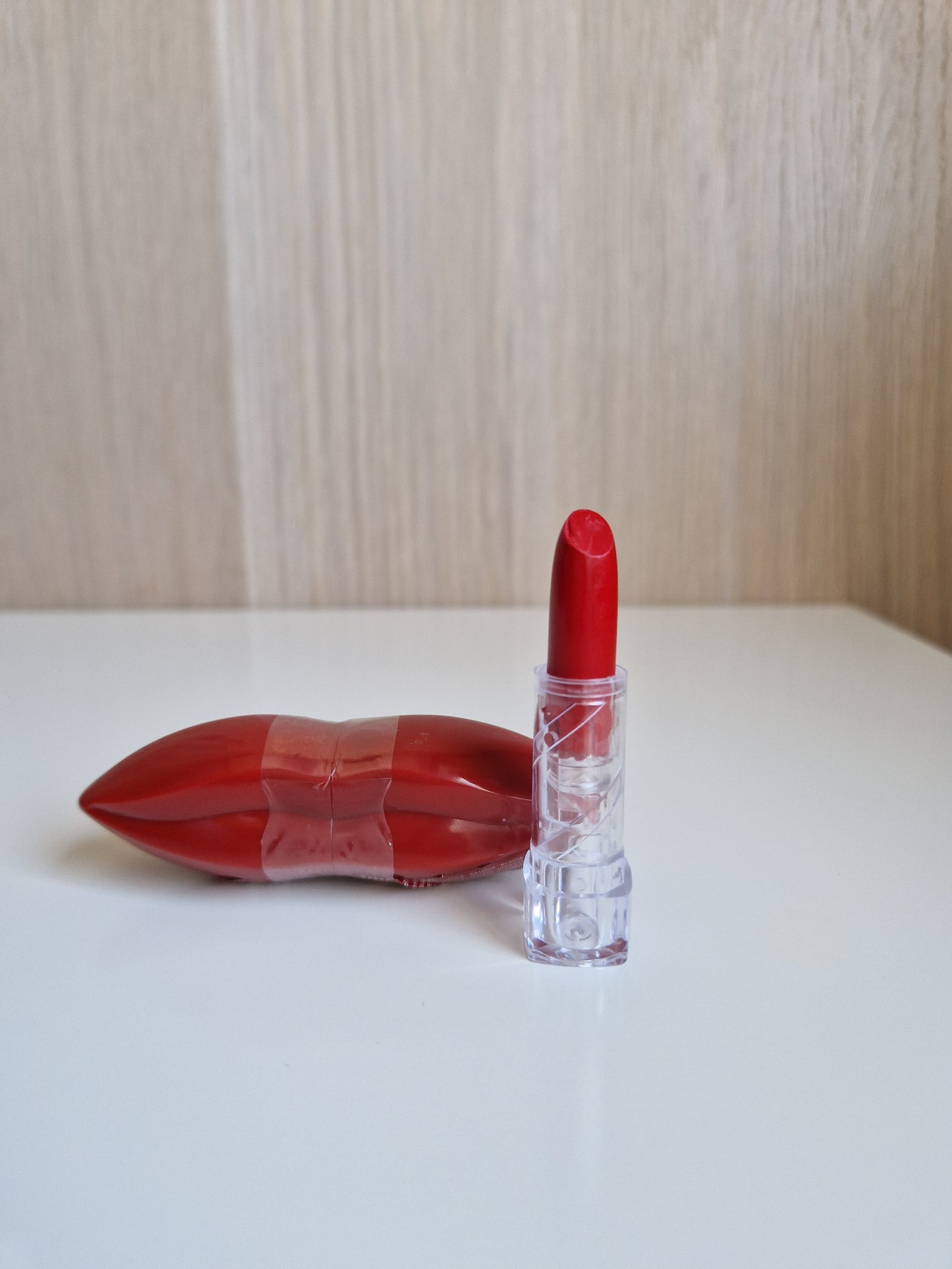 PINTALABIOS CREMOSO TONOS ROJOS DE LETICIA WELL