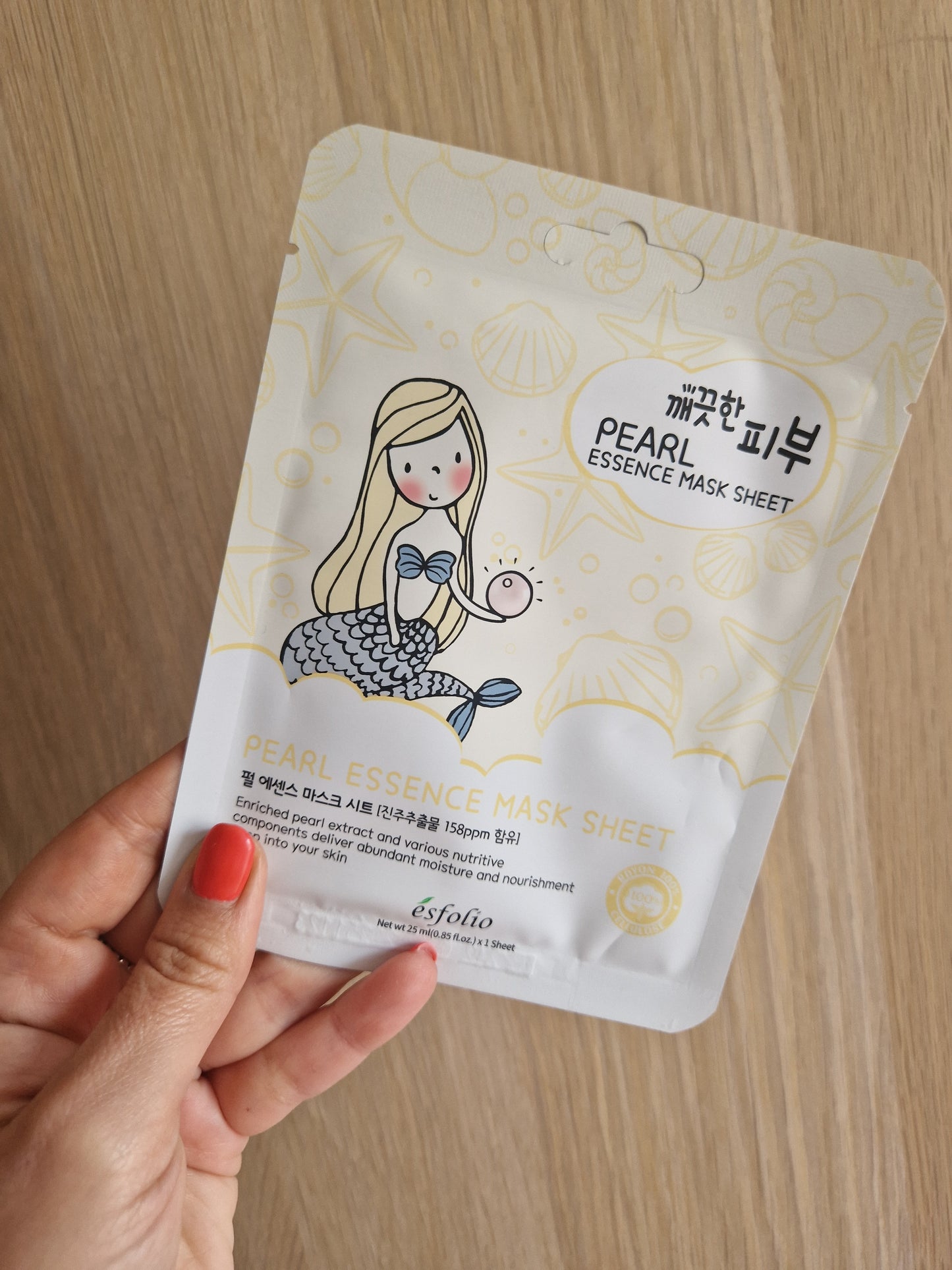 MASCARILLA FACIAL CON EXTRACTO DE PERLA DE ESFOLIO