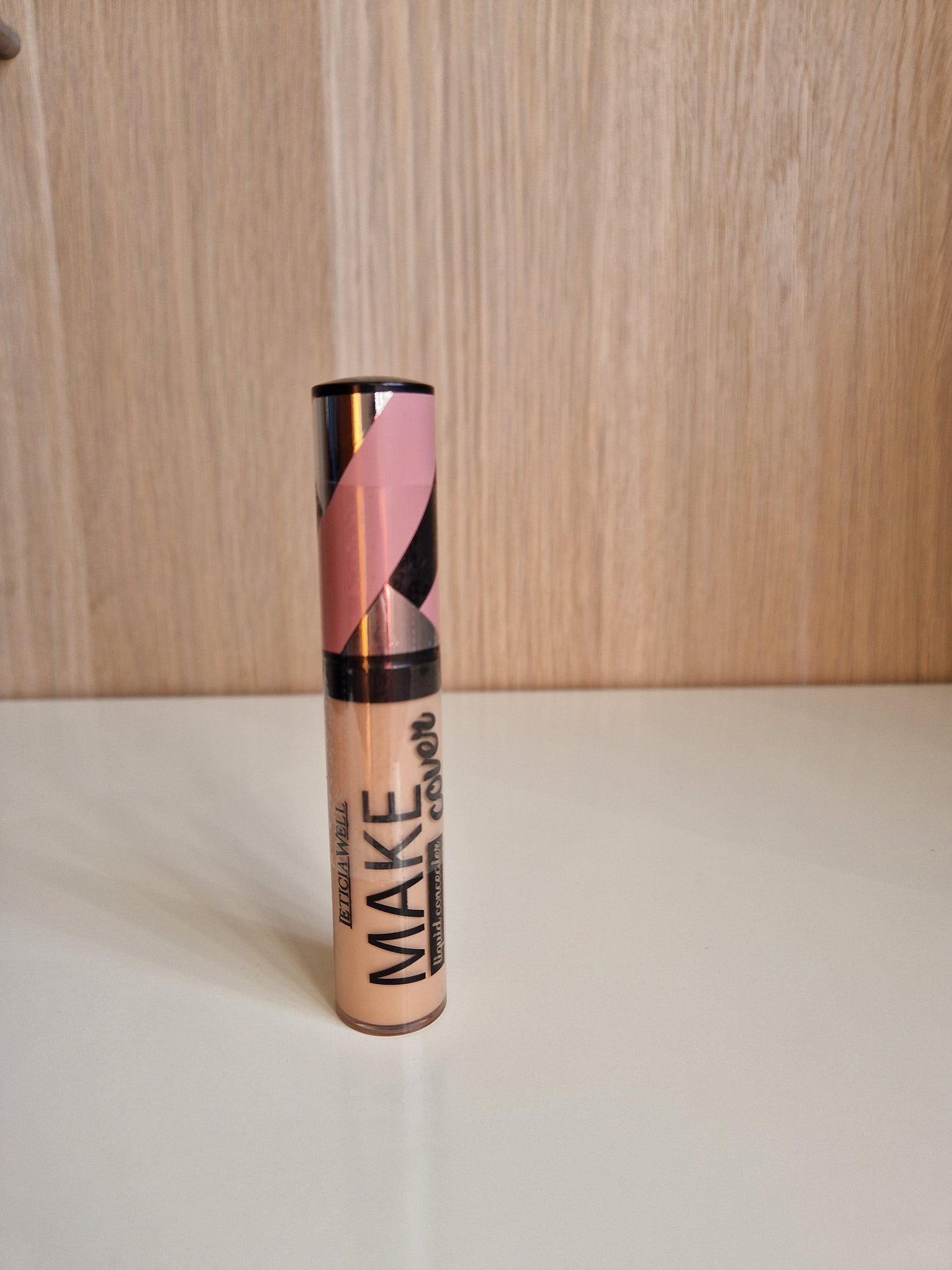 CORRECTOR LIQUIDO MAKE COVER LETICIA WELL