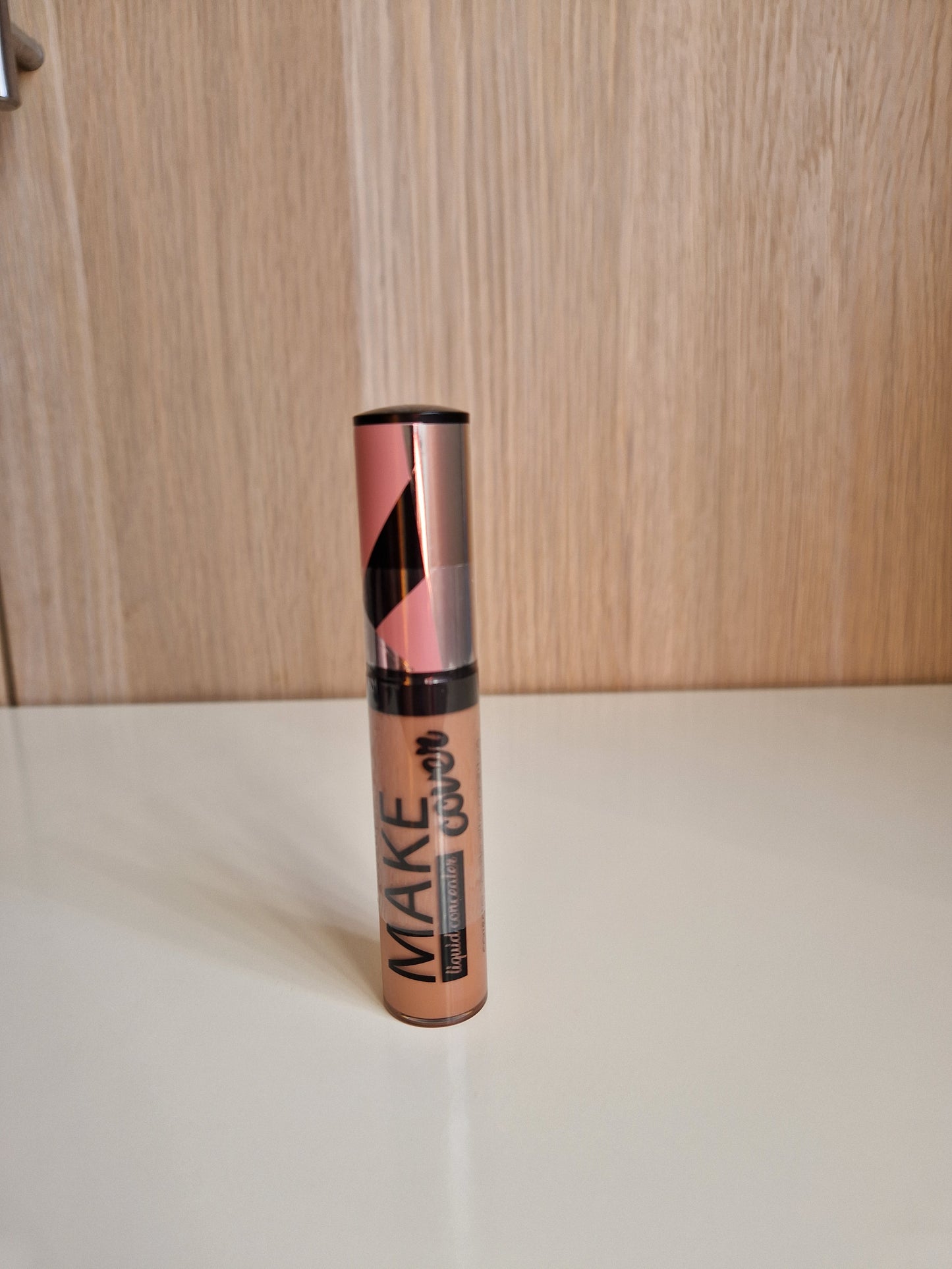 CORRECTOR LIQUIDO MAKE COVER LETICIA WELL