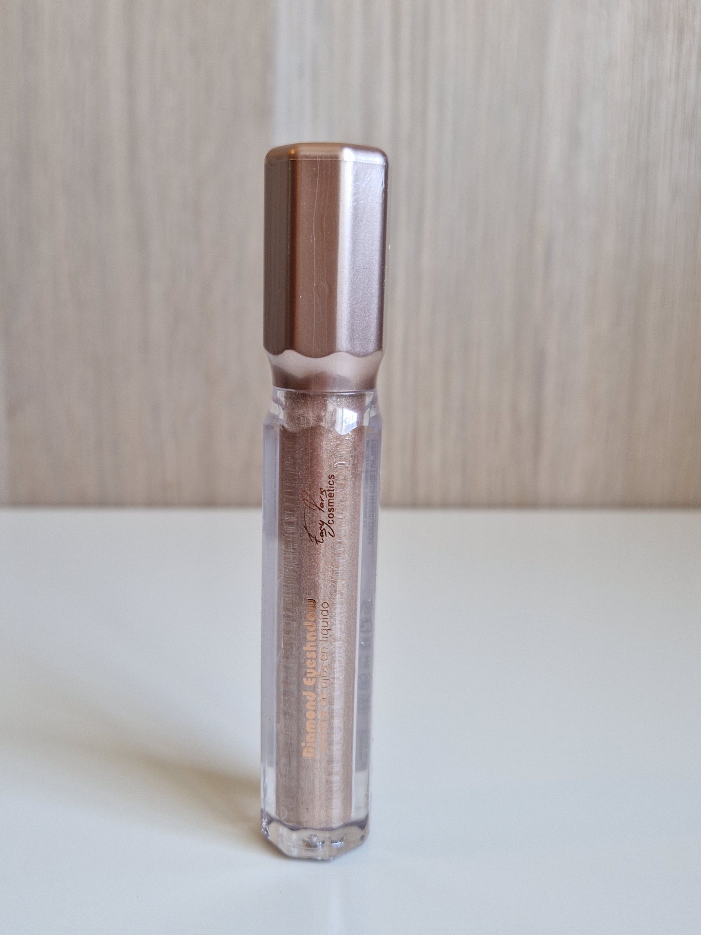 SOMBRAS LIQUIDAS DE OJOS METALIZADAS DE  EASY PARIS
