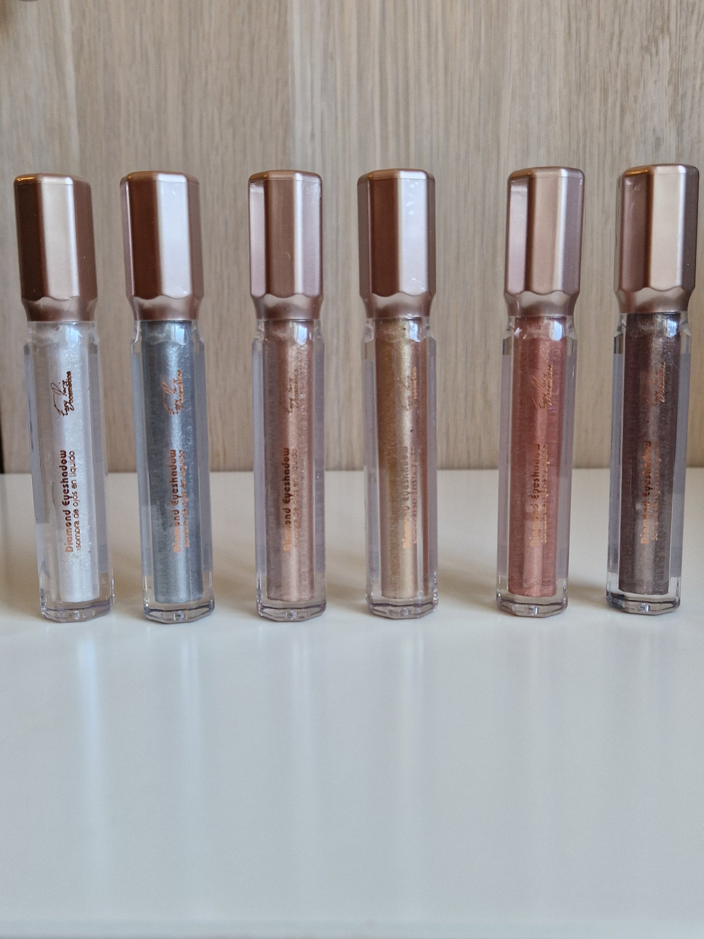 SOMBRAS LIQUIDAS DE OJOS METALIZADAS DE  EASY PARIS